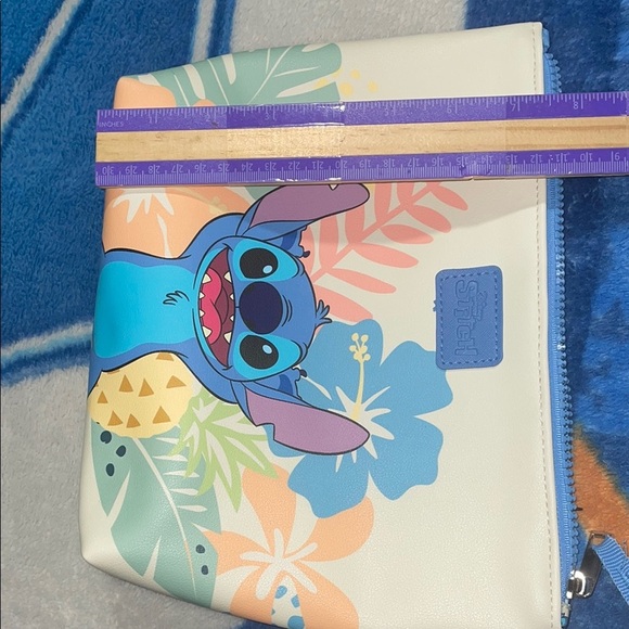 Disney Stitch Kids Accessory Pouch - Blue and Cream - Picture 4 of 4